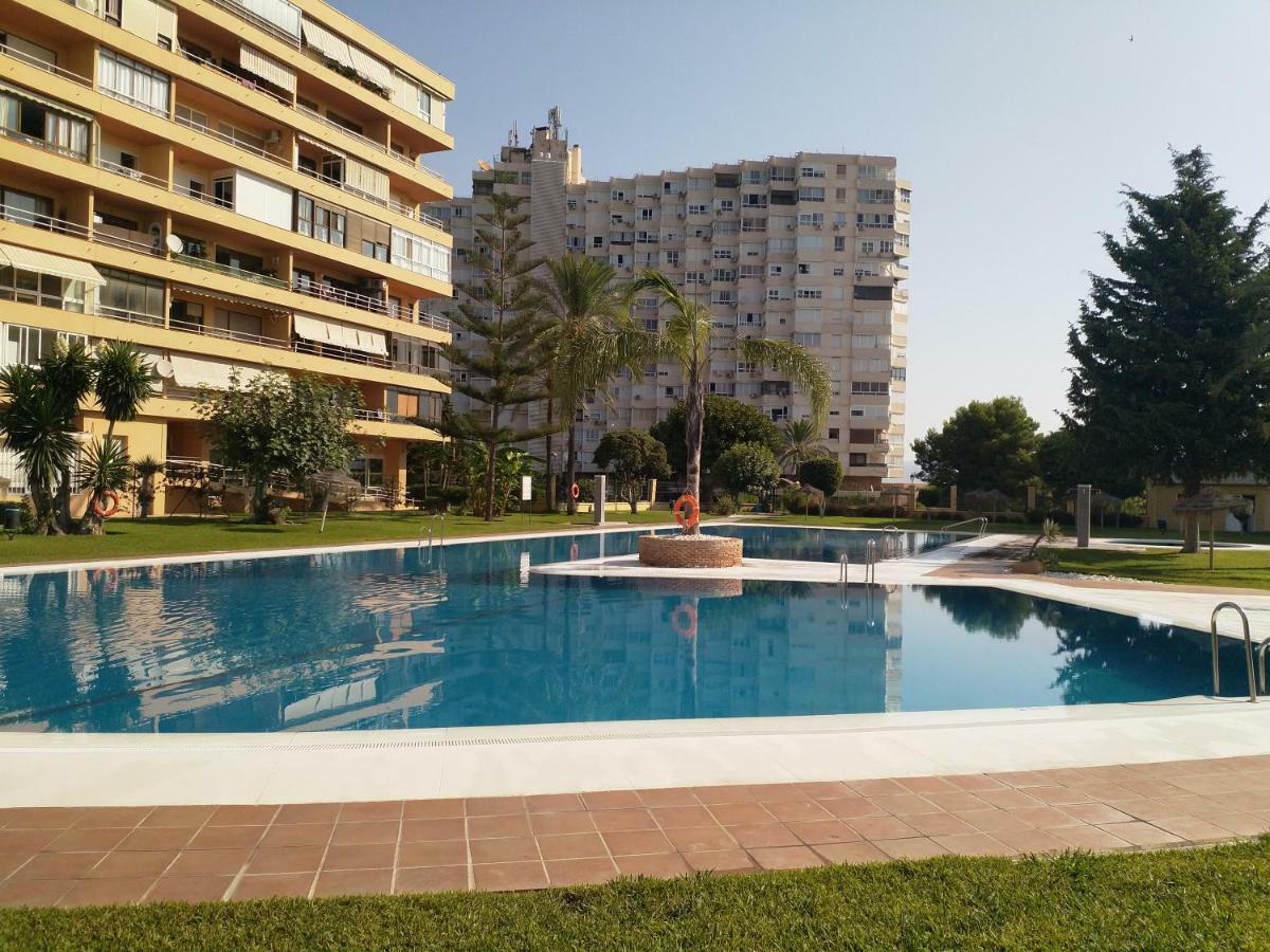 Malaguena Views Apartment Торемолинос Екстериор снимка